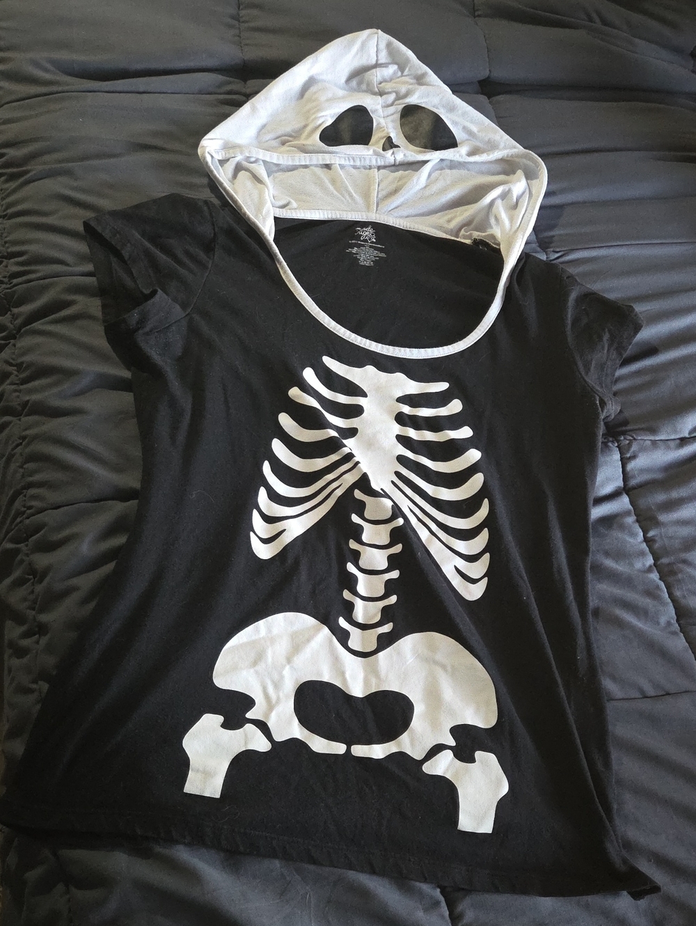 Black & White Skeleton Graphic Short Sleeve Tee with Hood